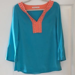 Trina Turk size S silk tunic like new